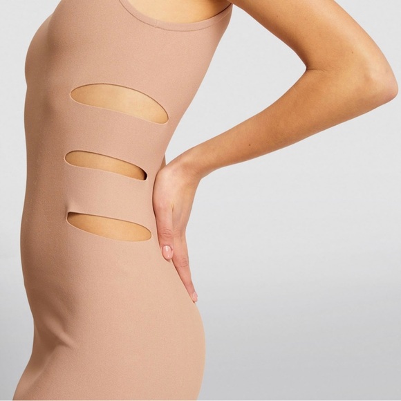 WOMENS ALAÏA CUT OUT MIDI DRESS - Picture 2 of 8